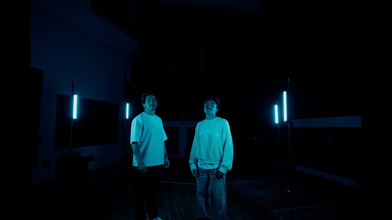 Watch Andy Loy, CAS - Una Marca (Official Video) on YouTube Watch Andy Loy, CAS - Una Marca (Official Video) on YouTube