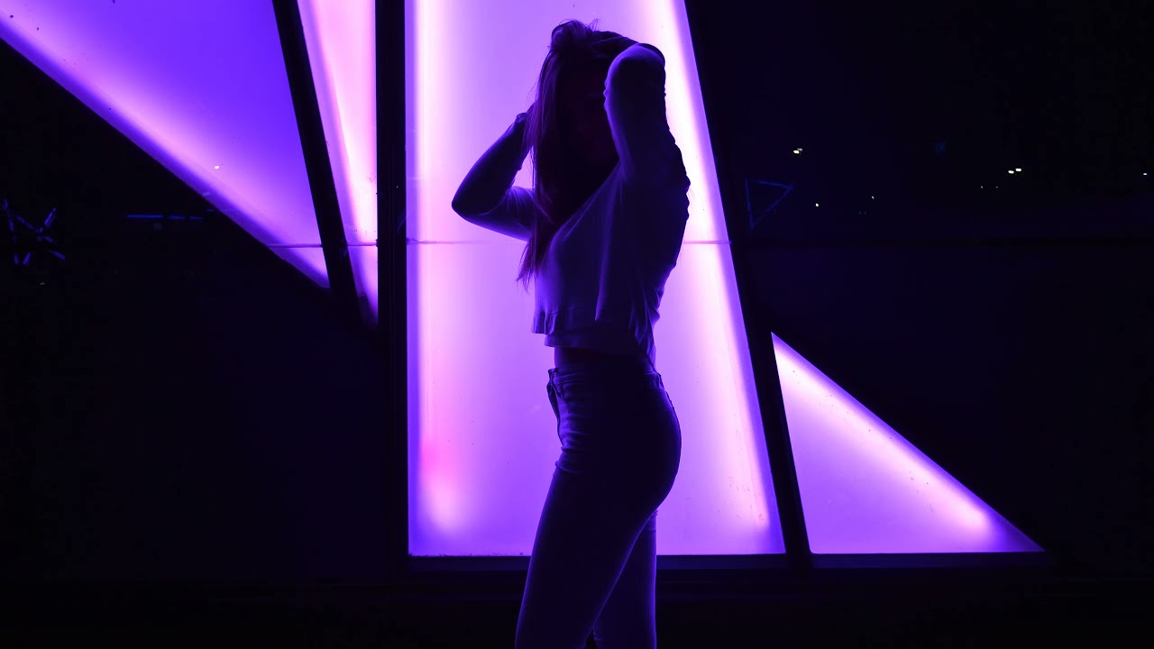 Ṿ Ʌ Ẏ U = PURPLE
