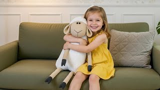 Let’s sew the sweetest lamb pillow together 🐑🤍