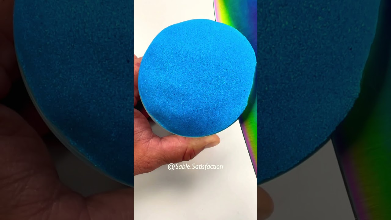 Coupe satisfaisante et croustillante de sable cinétique asmr 