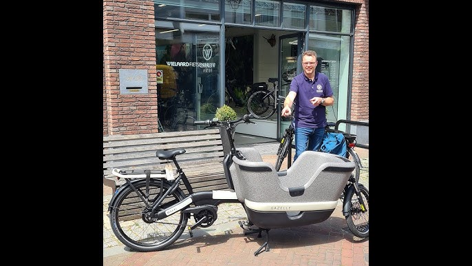 How does the adapter of the car seat of the electric cargo bike Makki work?