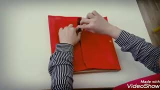 Montessori pretical life lesson (Dressing frame)