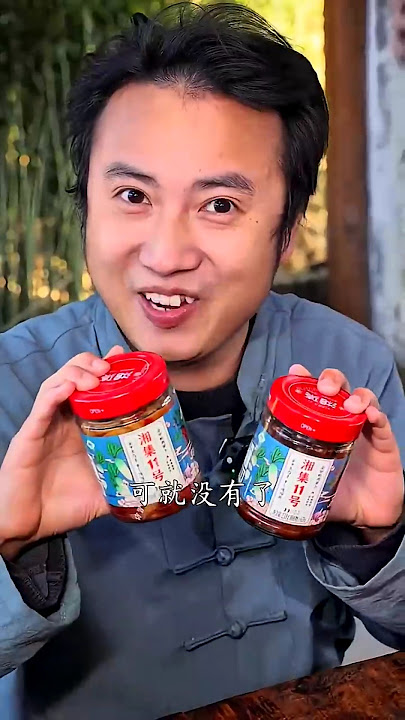 Baimao’s getting wild—poking Dazhuang!😜 #rurallife #fish #food #funny #chickenradish #seafood