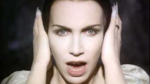 Annie Lennox - Love Song For A Vampire (HD 720p official music video)