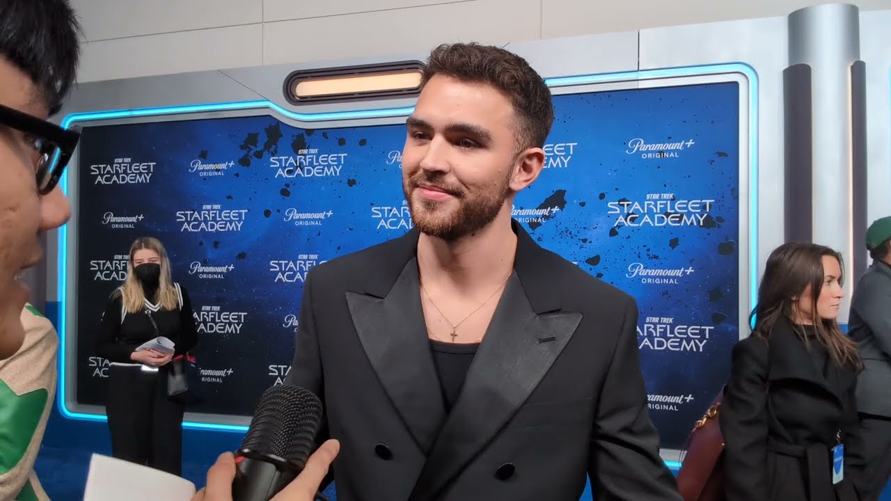 Джордж Хокинс рассказывает о трудностях, с которыми сталкивается Дарем в сериале «Звёздный путь: ...