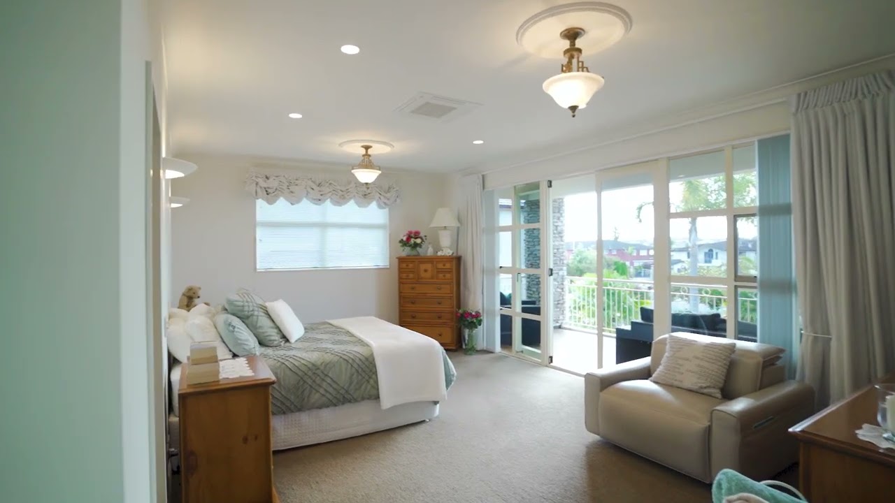 SOLD - 25 Mansion Court, West Harbour - Bob Voss and Becky Zhu