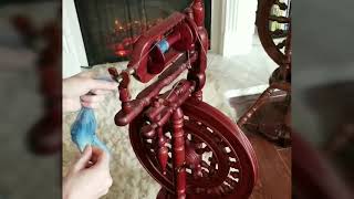 Listening to Fiber & spinning on the Mazurka