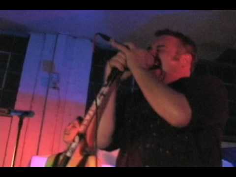 Eight Inch eLvis "Its All Right Now" at the Cabo W...