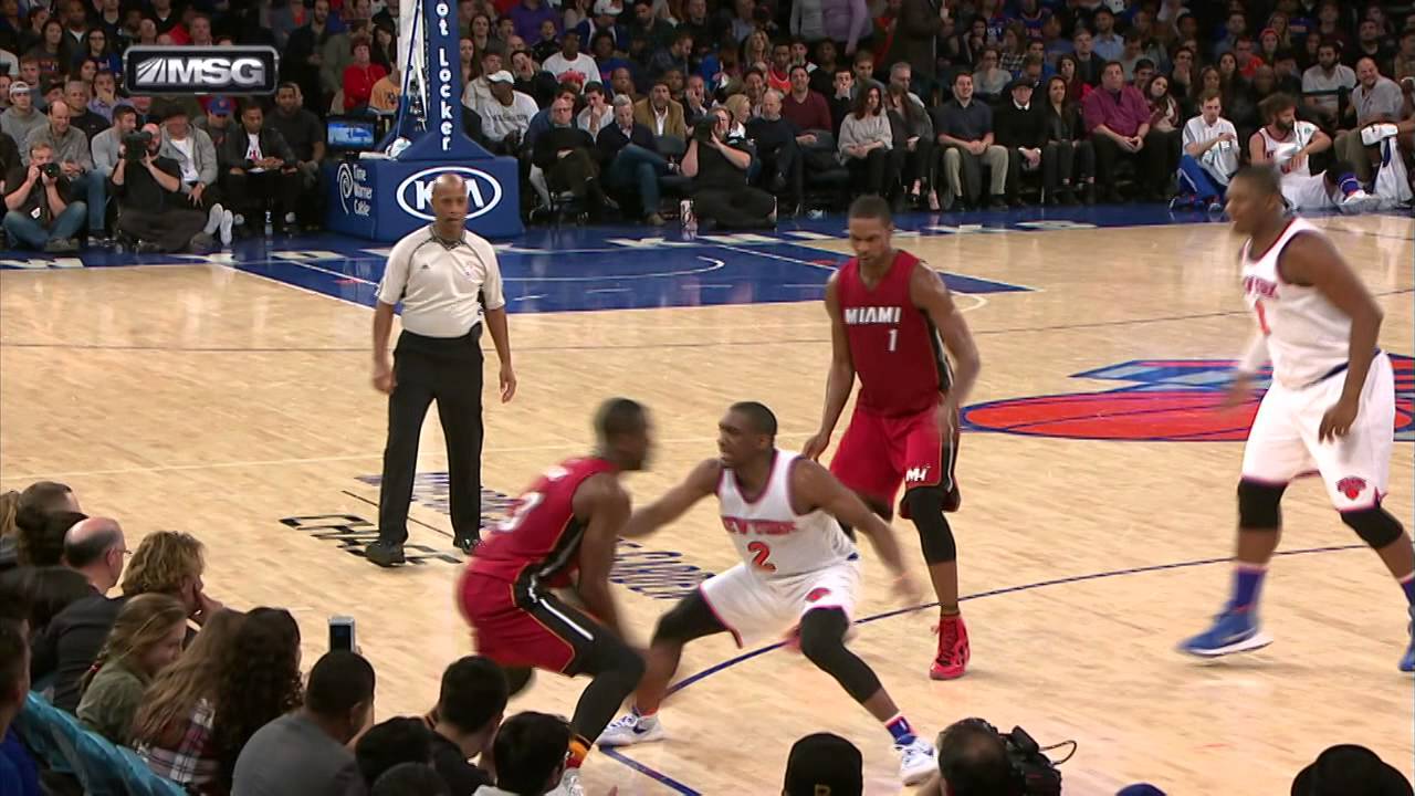Dwyane Wade Breaks Langston Galloway's Ankles