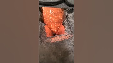 Molten Metal Sparks Falling at 1,000°C! Looks Amazing #shorts