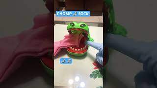 CROCODILE 🐊 DENTIST CHOMP 🧦 SOCKS #funnygames #asmrsounds #trending #trending #shorts #toys