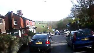 N5PYS. 20110406. Bentley burns a gallon of petrol during overtake