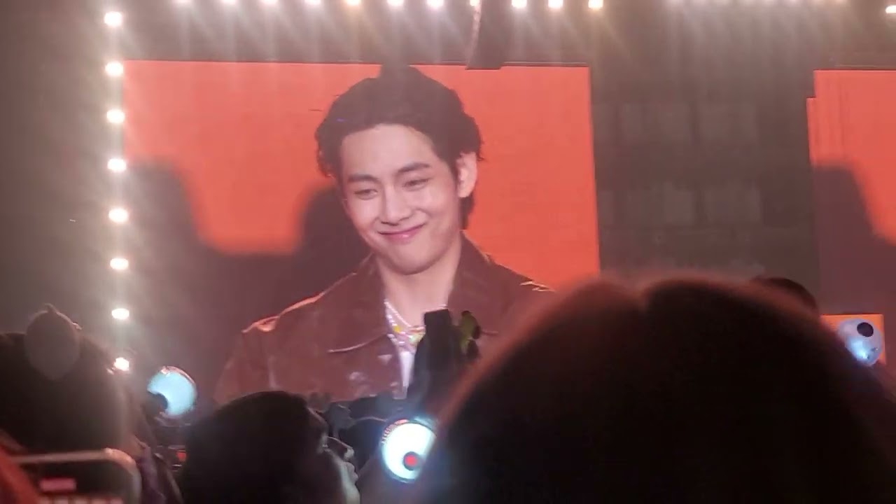 V Taehyung Closing Ment | BTS PTD in Las Vegas Day 1 (FAN CAM)