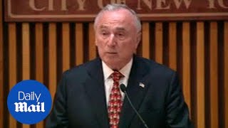 NYPD Commissioner apologizes to James Blake for detention - Daily Mail
