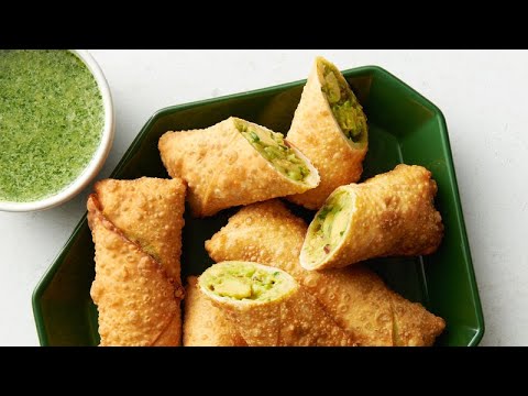 copycat-cheesecake-factory™-avocado-egg-rolls