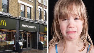 A Girl Rushed Out Of McDonald’s Bathroom Crying, Then Her Mom Saw Something Wrong On Her Legs