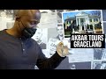 Akbar visits Elvis&#39; house at Graceland