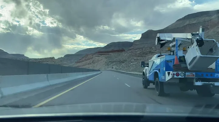 Veterans Memorial Highway from Littlefield, Arizon...