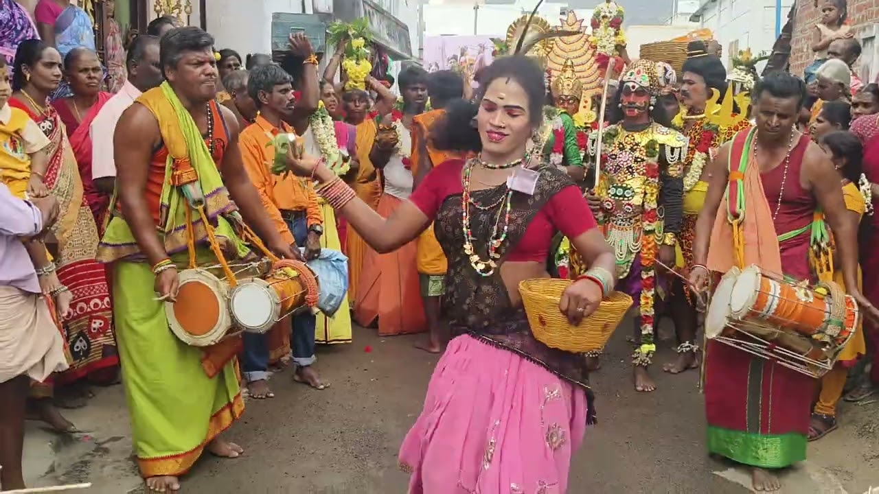 மாயக் குறத்தி அம்மான் பக்தி பாடல் பம்பை இசையில்  ஆடிவந்த பூ குறத்தி 9994549648