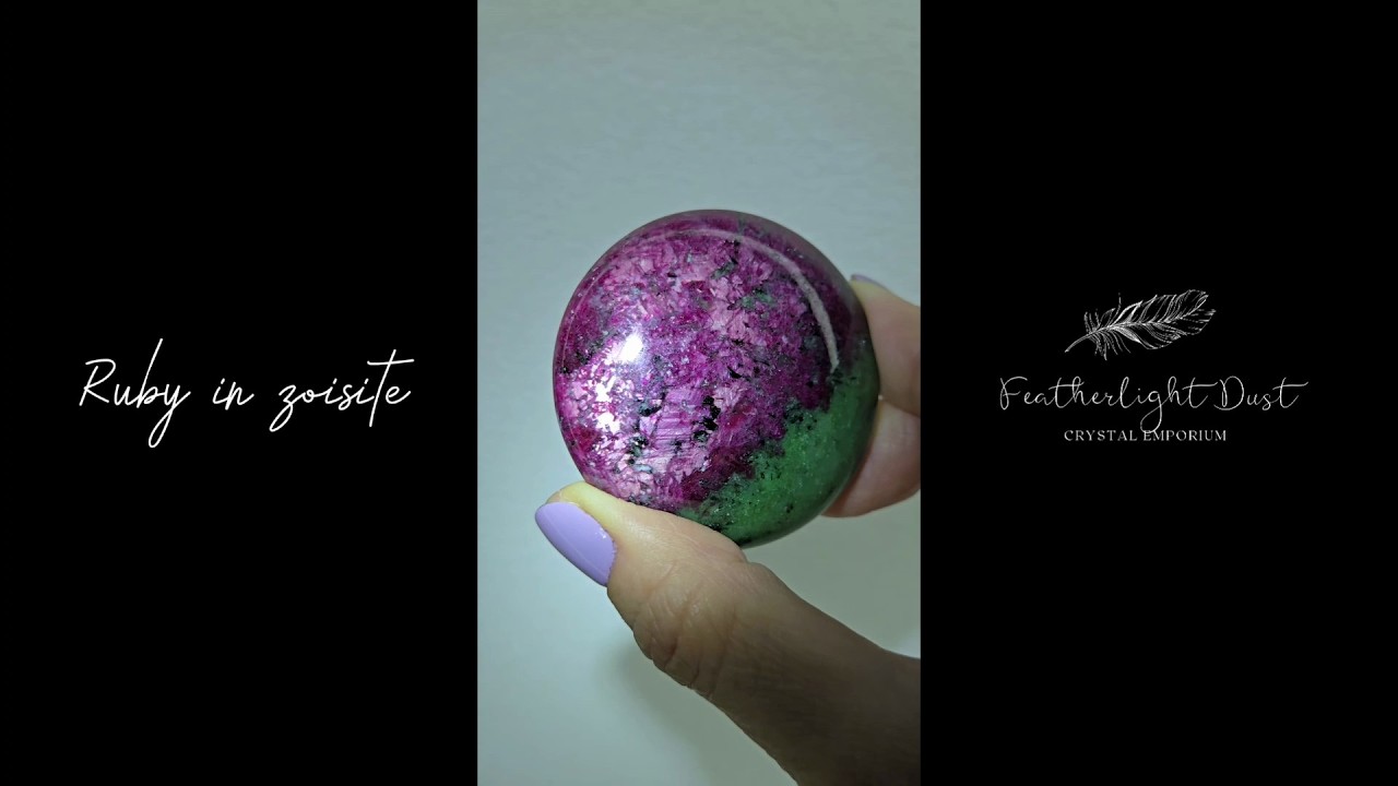Ruby in zoisite cabochon with intense UV - RBY1