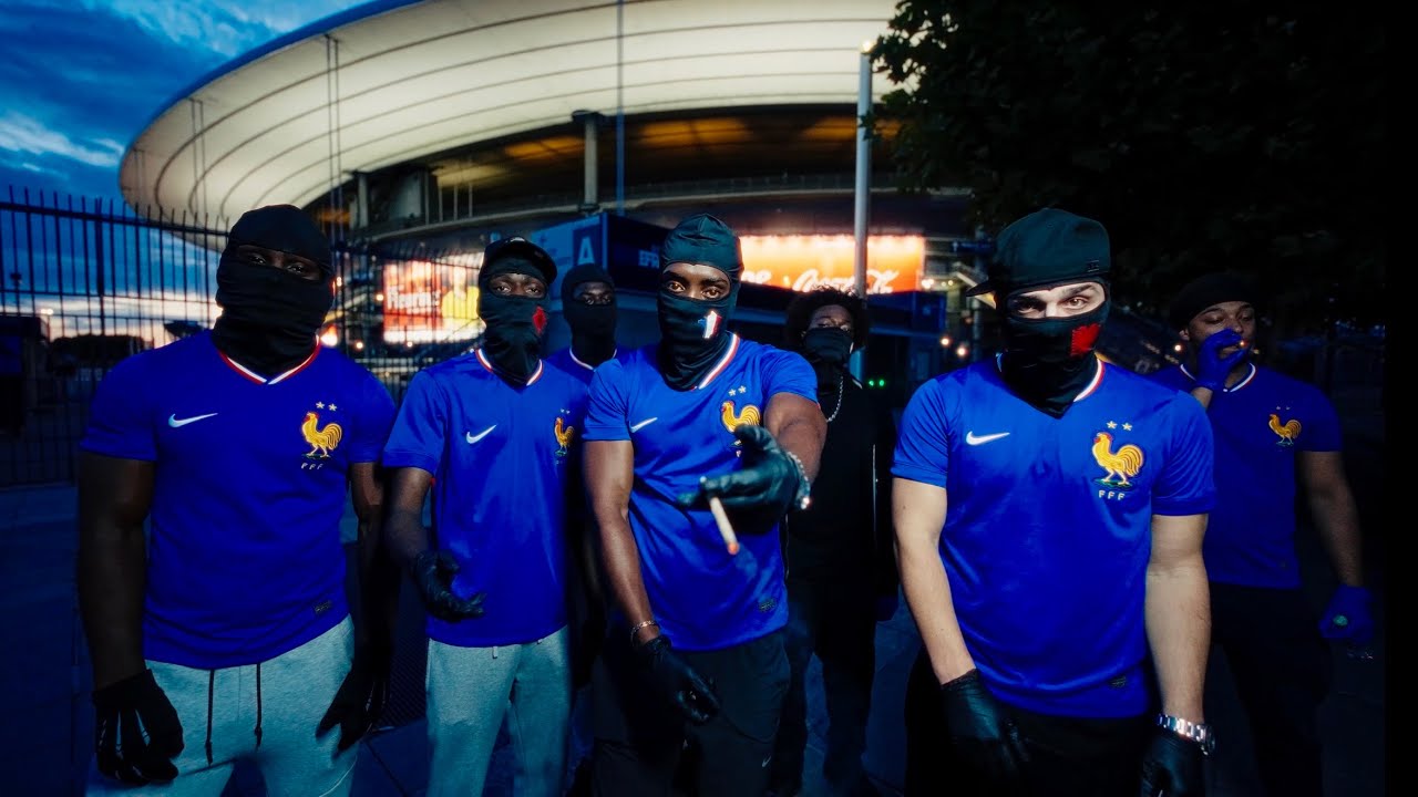 Watch S9 x Dadilapeuf - Rayan Cherki 🇫🇷/🇬🇧 (Official Music Video) #StreetsWontForget (Twirlanta Remix) on YouTube Watch S9 x Dadilapeuf - Rayan Cherki 🇫🇷/🇬🇧 (Official Music Video) #StreetsWontForget (Twirlanta Remix) on YouTube