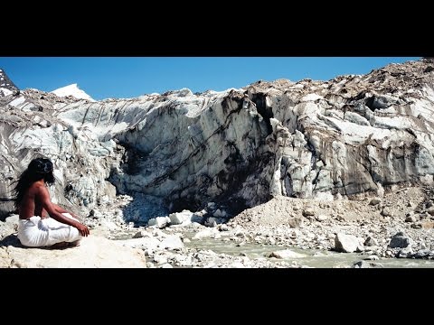 GEO Reportage: Sadhus - Heilige Aussteiger