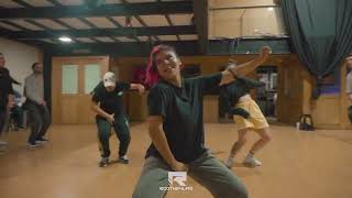 Booker T - Bad Bunny // Lala Correa - Coreografía // Rootweylas Dance