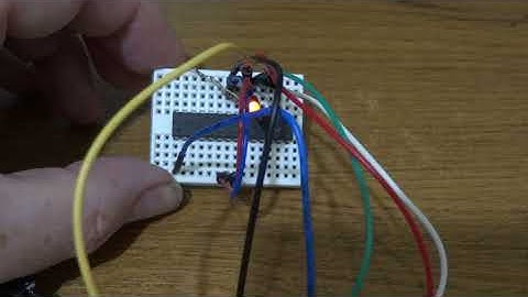 CPPM decoder to 8 servo outputs, using an ATmega328 chip.