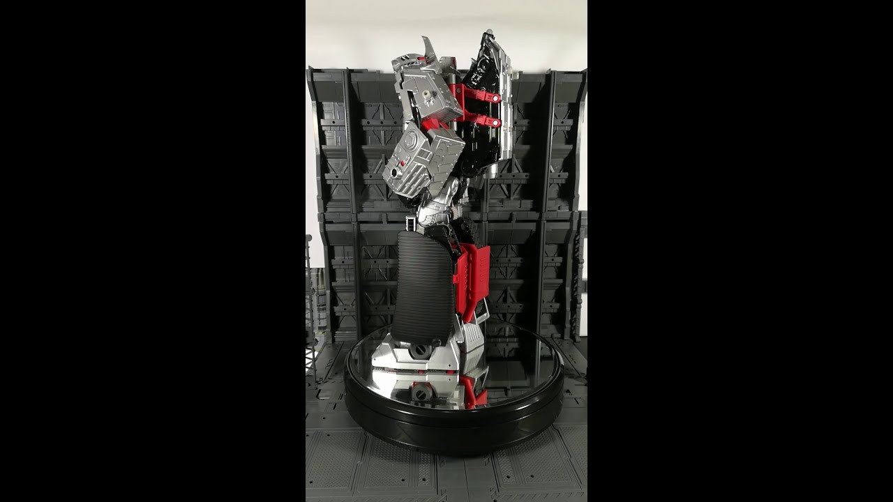 Vista Rápida Transformers Combiner Wars Leader Class Megatron + Addon X2 Toys - XT008