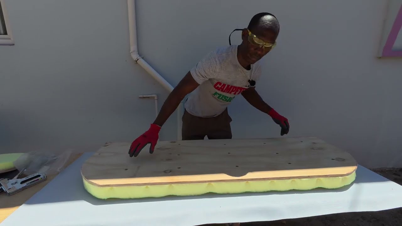 Секрет этих пустых стульев. Отреставрированы, обновлены качественными материалами... Часть вторая...