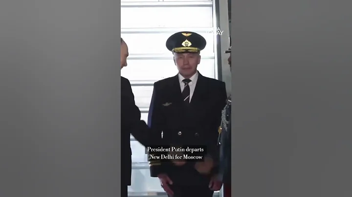 Russian President Vladimir Putin leaves from Delhi after concluding his 2 day State visit to India