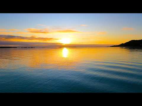 Bora Bora Sunrise: Peace & Calm at Dawn (4K Tranquility)