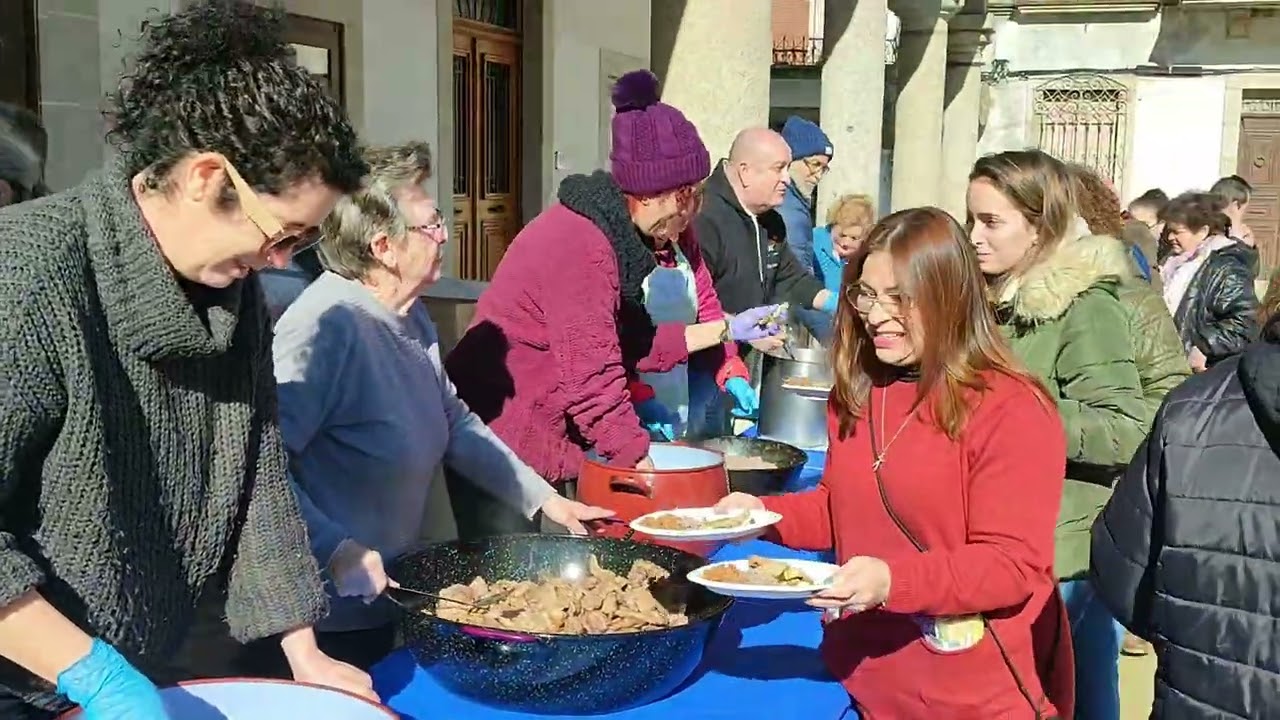 Традиционное блюдо, приготовленное на забое свиньи в Вильявиеха-де-Йельтес