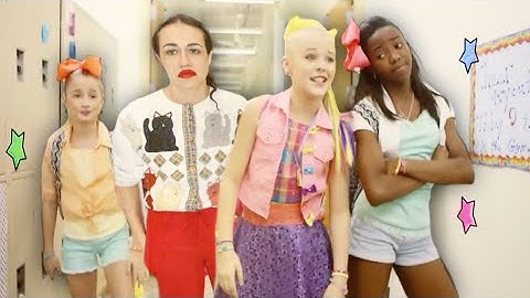 TEACHING MIRANDA THE BOOMERANG DANCE!!