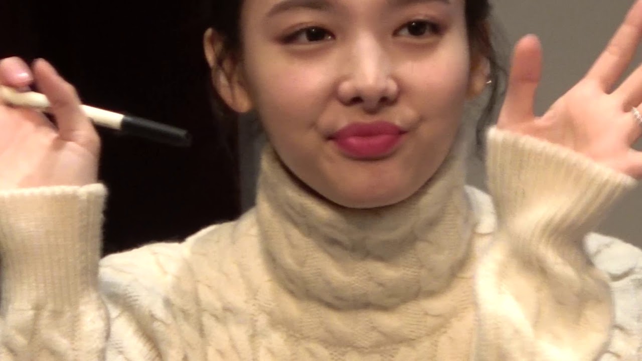 181117 트와이스 YES or YES 팬사인회 나연직캠(세로캠)