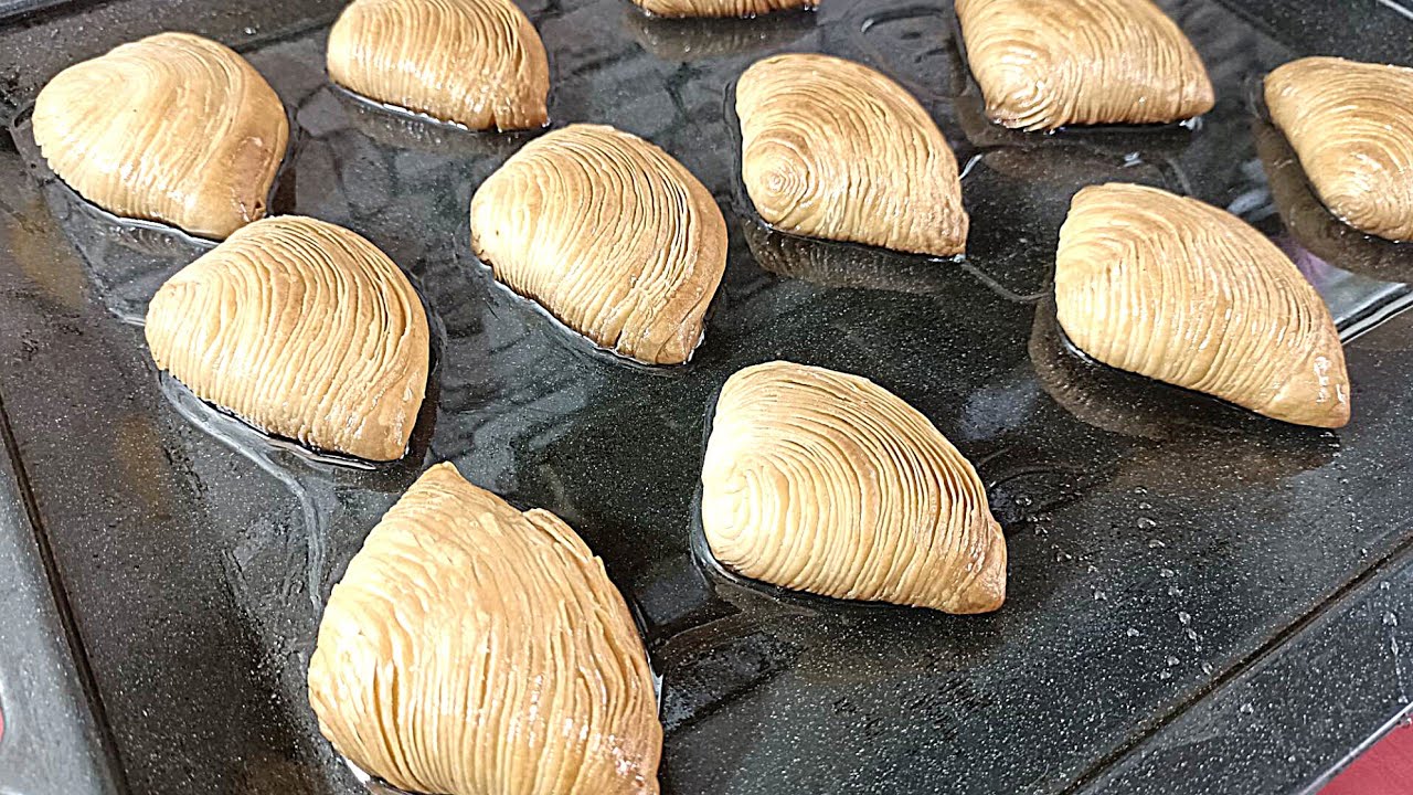 اسهل منها مكانش يامدام💥ندمت لي مكترتش منها،بديل بقلاوة وقلب لوز في رمضان 2023 🇩🇿 وفي وقفة توجديها