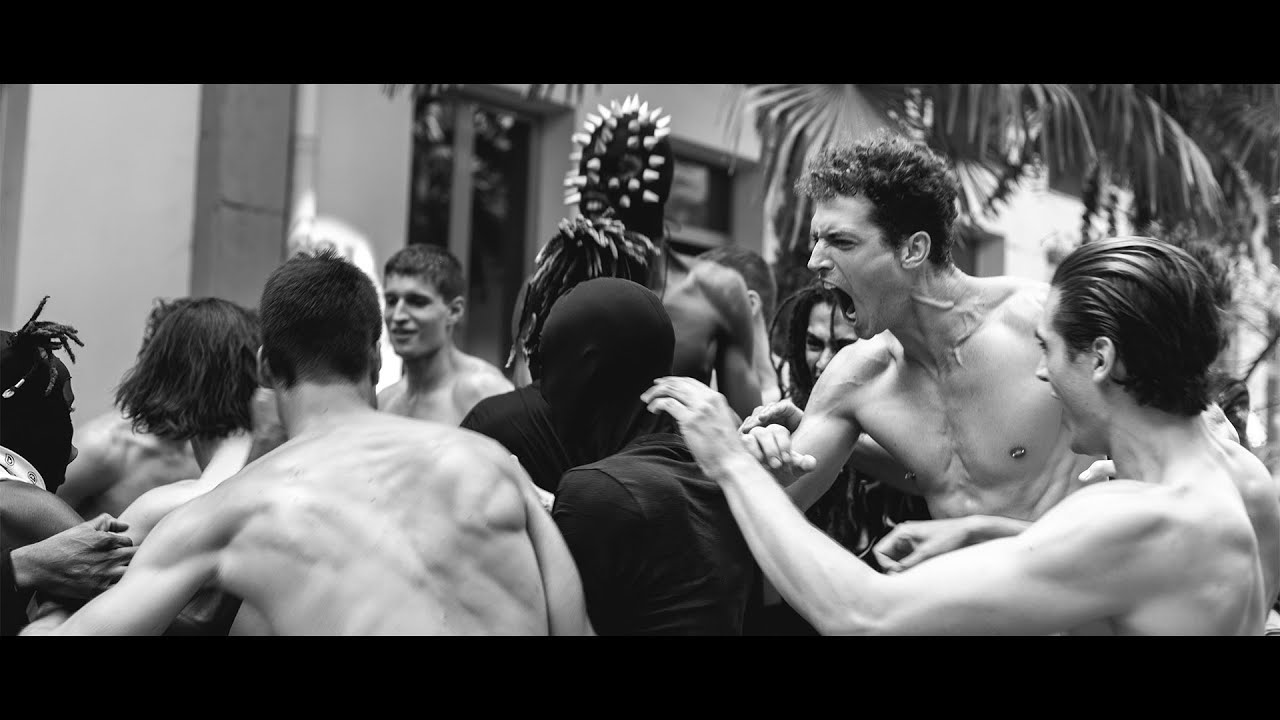 Bro Berri - Fuori Dal Box (Official Video)