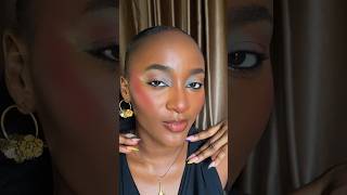 This was my sign to leave the nudes and try some colorrrrr😍 #makeuptransitions #colorfuleyelook