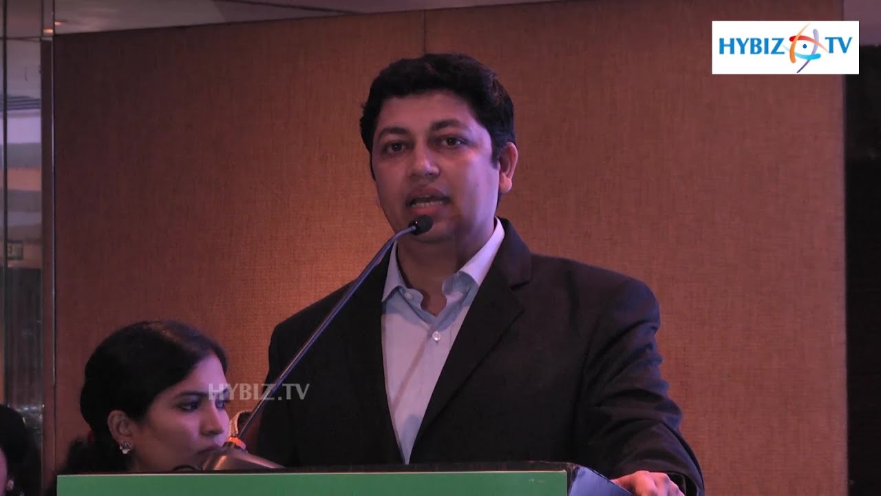 samvridhi-hair-oil-increase-10cm-hair-in-8-weeks-r-d-head-of