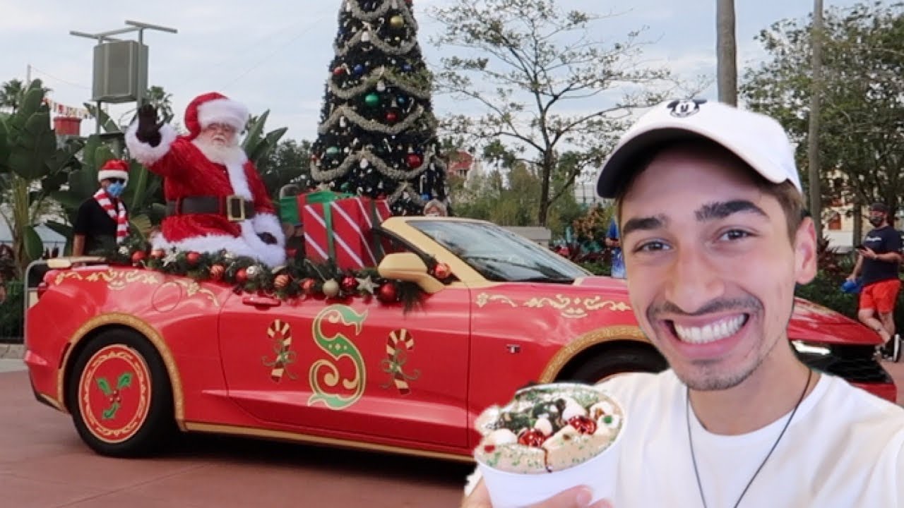 Christmas at Disney's Hollywood Studios! SANTA & Holiday Treats