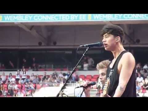5 Seconds of Summer Amnesia