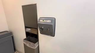 World Dryer Model RA @ UTA Bookstore | Arlington, TX