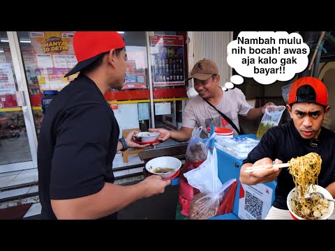 AUTO DIABETES!? MAKAN LONTONG SAYUR PADANG DI PAKEIN INDOMIE + TEH TELUR MELIMPAH!!