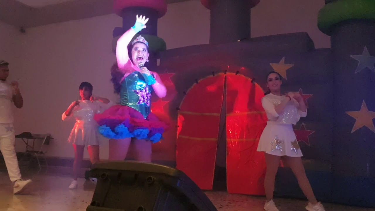 Tatiana intro.  (Show de Tatigina la doble oficial de Tatiana)