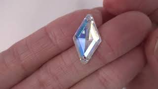 No.6459 手芸用ビジュー パーツ ソーオン ストーン（アクリルビーズ ラインストーン）クリスタルAB（オーロラ） 菱形 1.1cm×1.8cm_4個入り（ 縫い付け）