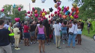Balloon release held for man shot, killed by police