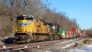 UP 8537 Leads an Intermodal Train in Sherman, MO on Christmas! 12/25/22