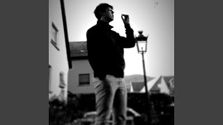 Inssatiable instrumental Version