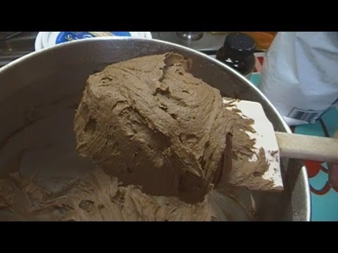 Quick and Easy Chocolate Buttercream Frosting: Noreen's Kitchen