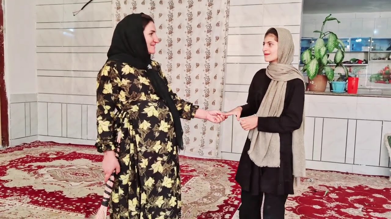 Agha Salar and Nazanin Khanum's fight: Intense clash in Agha Keramat's absence!